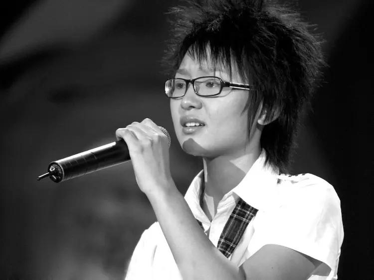 何洁最新专辑，全面指南——获取、聆听与评价