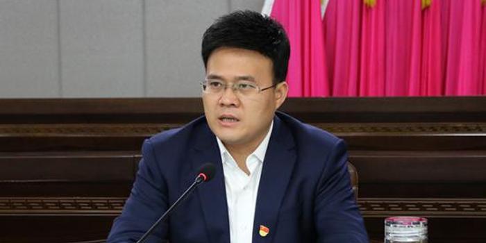 管昭最新高科技产品，科技之巅，助力生活飞翔