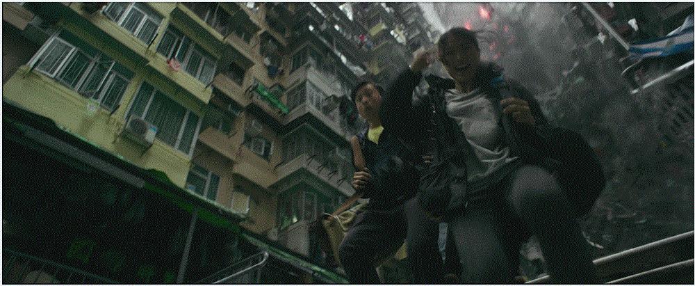 香港金刚演员探寻自然美景，心灵之旅寻找内心平静