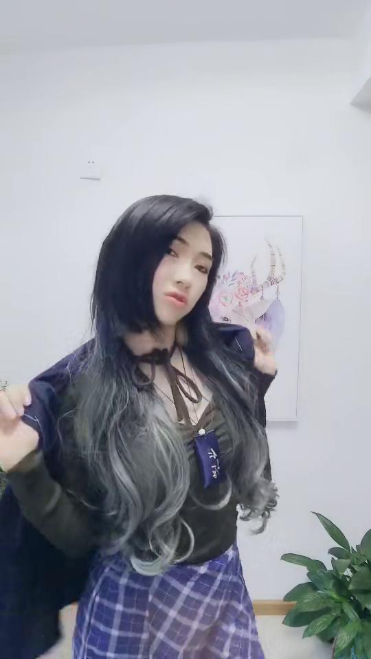 最新变装潮流与探索自然美景之旅，内心的宁静寻找